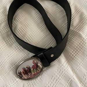 Belt with horse racing buckle